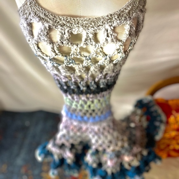 CROCHETED RUFFLE MINI DRESS WITH SPAGHETTI STRAPS - Picture 13 of 14